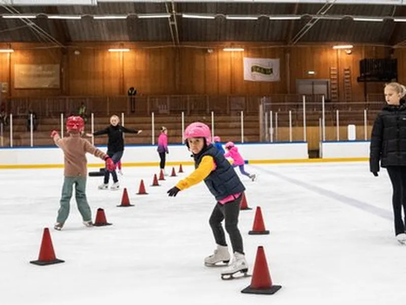Skridskoskola / konståkningsskola