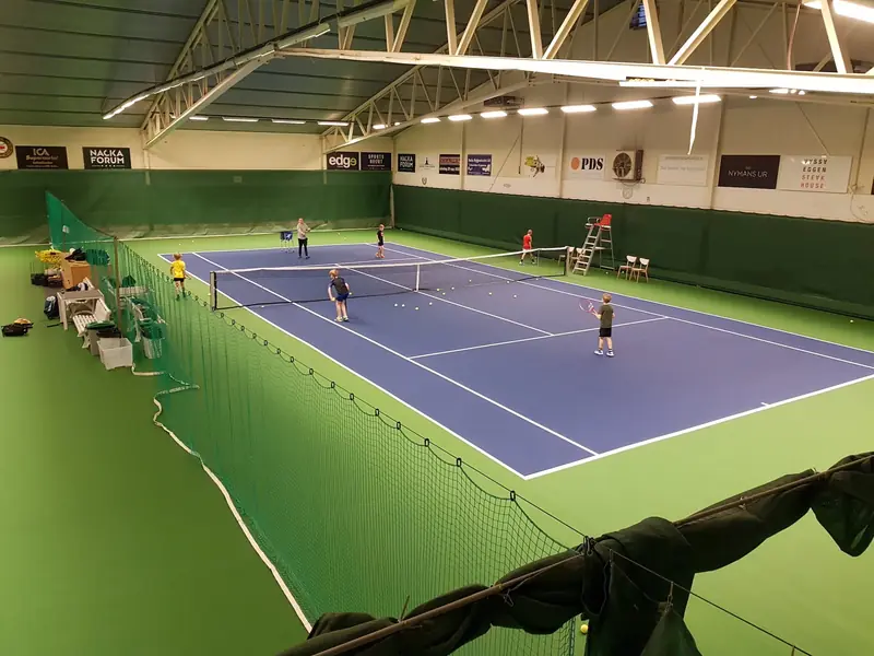 Juniorträning på Saltsjö-Duvnäs Tennisklubb