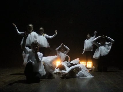 HIPHOP/BALETT på Viva Dans och Teater (10-18 år)